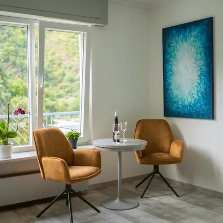 Himmelblau Apartment *