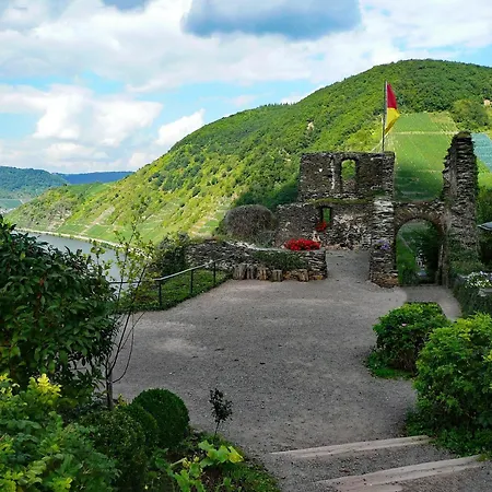Himmelblau * Burgen (Mayen-Koblenz)